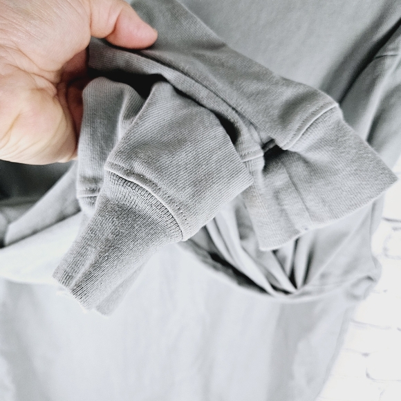 GOOD AMERICAN | crewneck long sleeve boxy oversized pullover sweatshirt - Picture 2 of 6